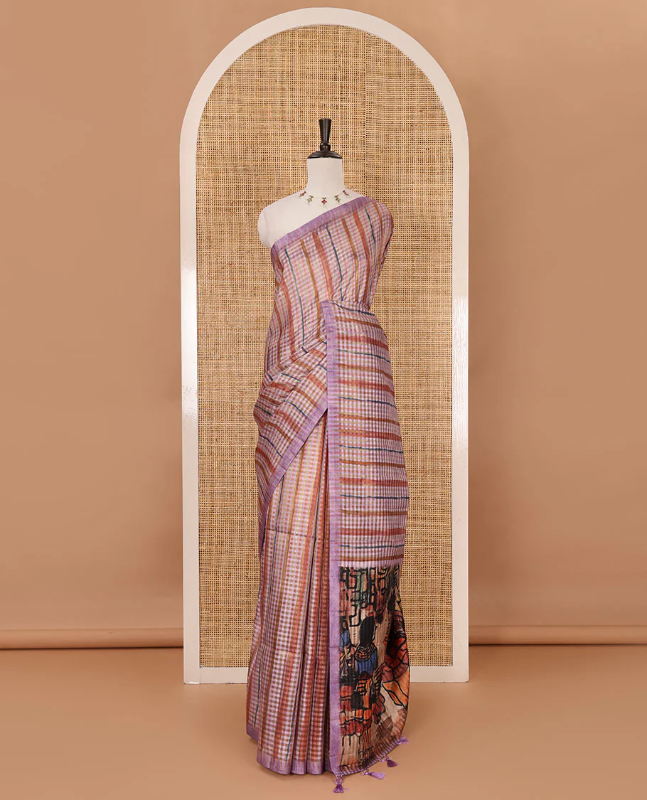 Borderless lavender checked & stripes printed fancy tussar saree, contrast painting-style Indian woven motifs printed pallu & checked printed blouse - Image 2