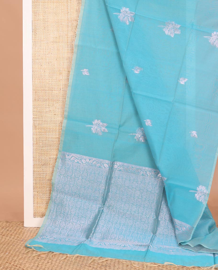 Borderless light blue floral buttas semi-silk cotton saree, Mughal-style motifs woven pallu - Image 2