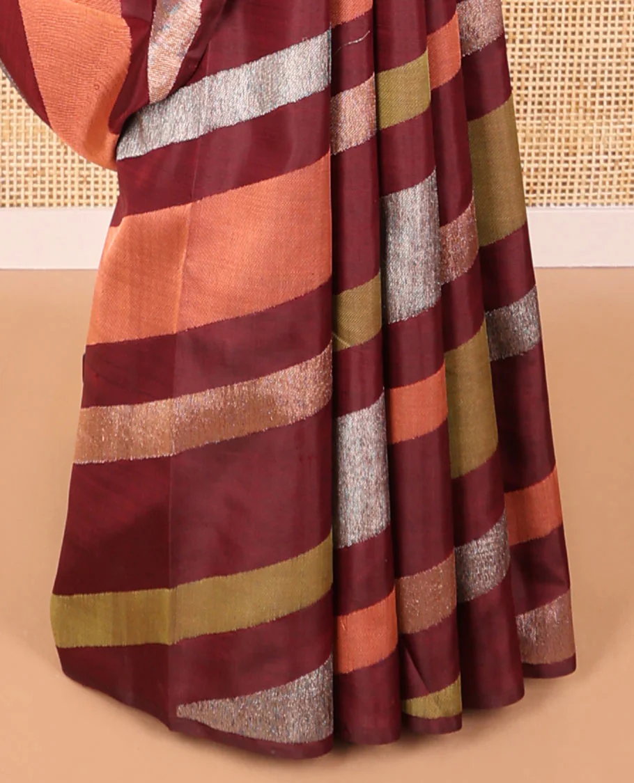 Borderless maroon striped Samudrika silk saree with zari design pallu - Image 5