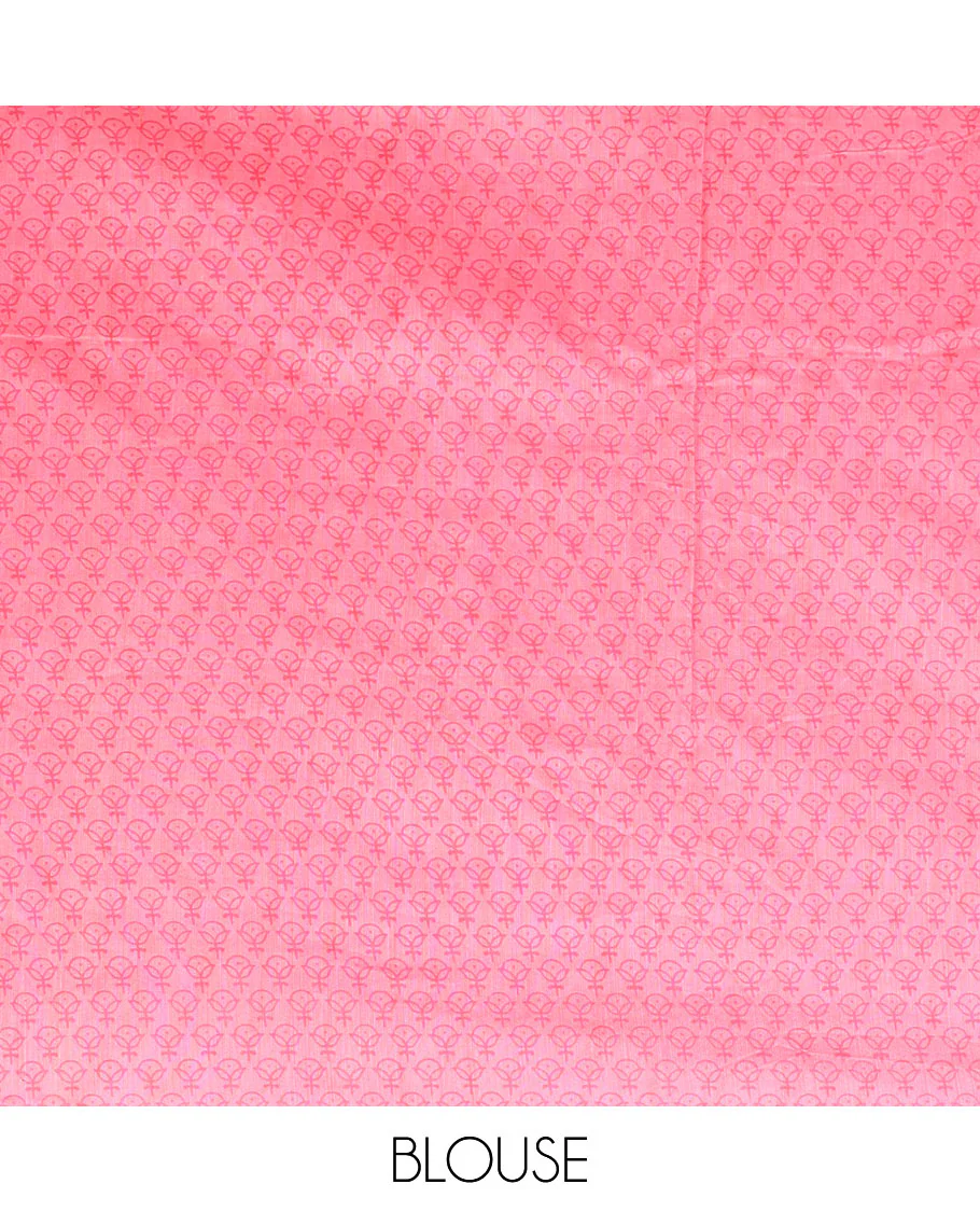 Borderless pink abstract printed cotton saree, abstract printed pallu - Image 3