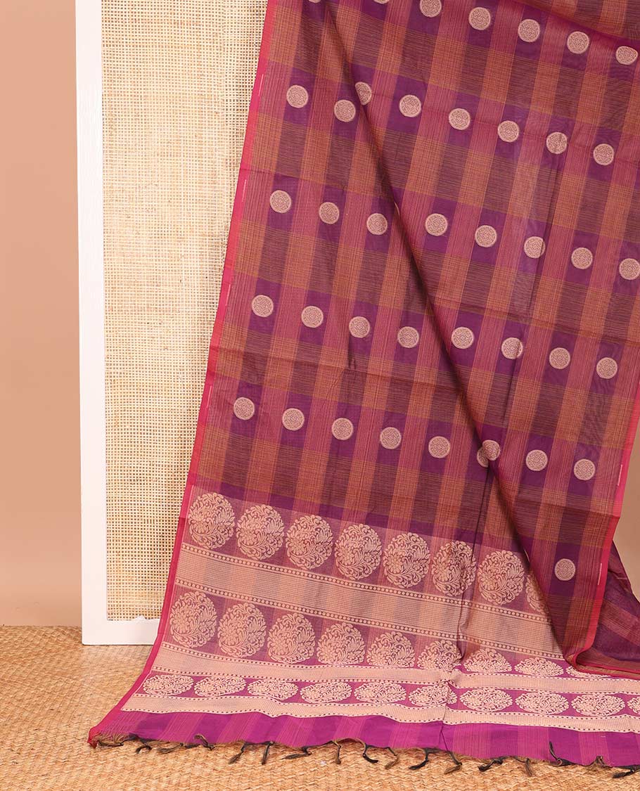 Borderless pink checked and chakram buttas Coimbatore cotton saree, pallu steeped with circular motifs - Image 2