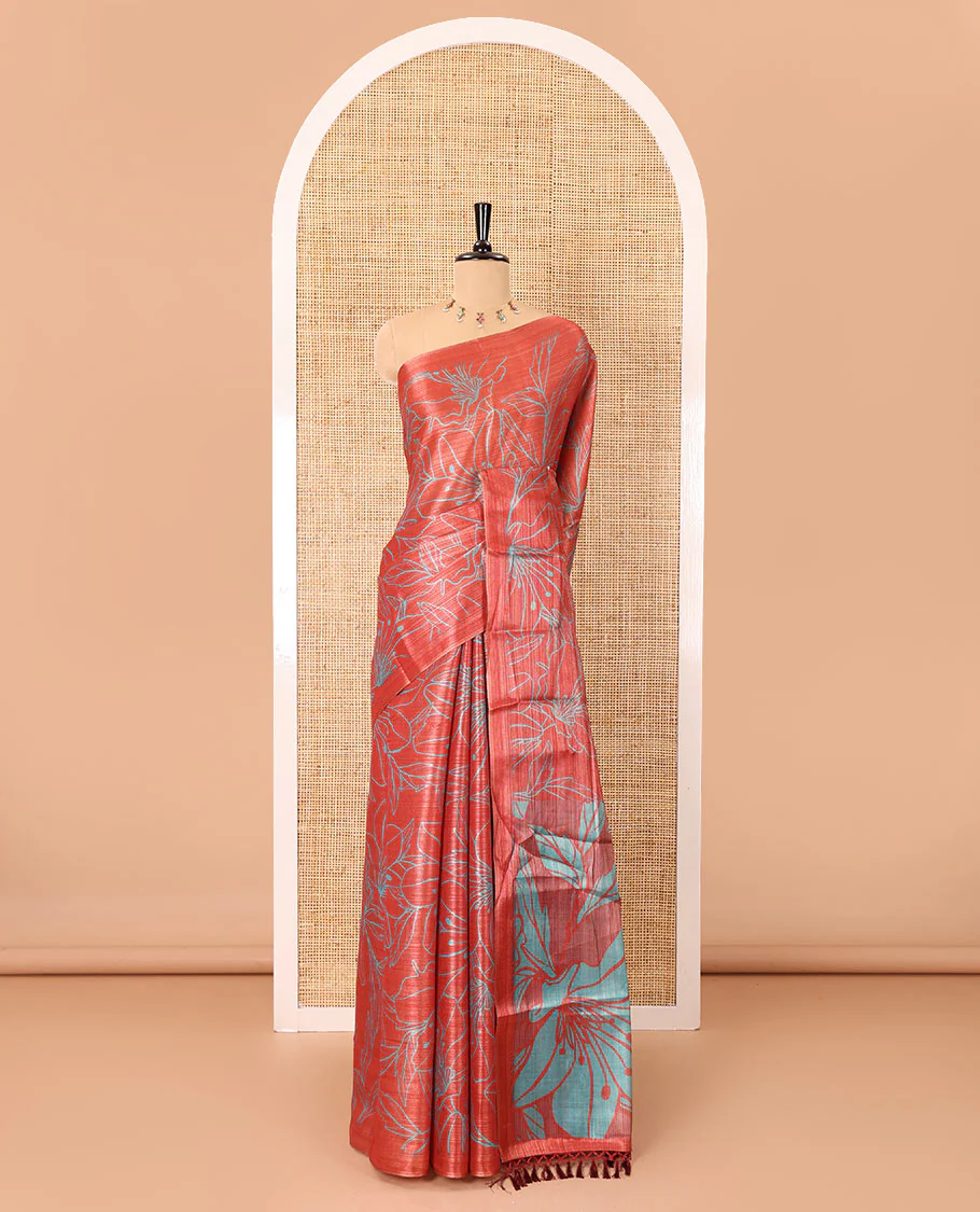 Borderless red big floral motifs printed tissue silk saree with floral printed pallu, and a contrast plain blouse - Image 2