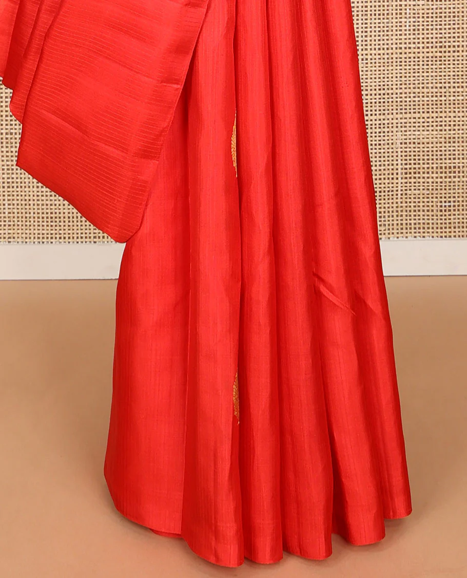 Borderless red leaf buttas kancheepuram silk saree with jaal design pallu - Image 5