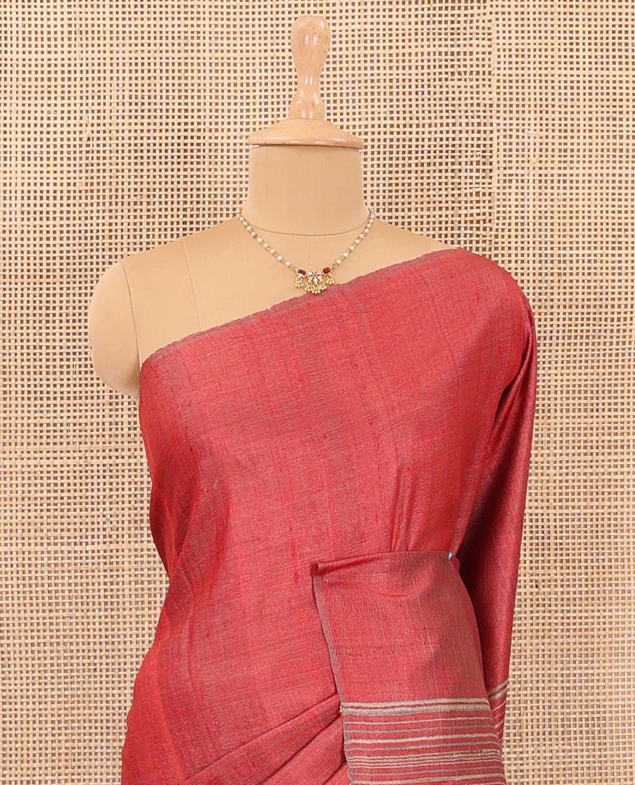 Borderless red plain tussar silk saree, self-pallu of stripes - Image 3