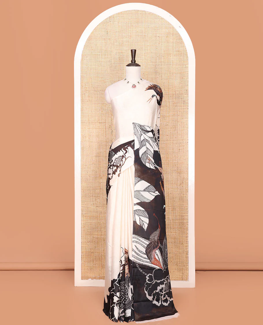 Borderless White Georgette Saree Embellished with Bird and Floral Motifs Printed All Over Its Body, Complemented by a Contrast Pallu of Different Floral Motif Prints, and Paired with a Contrast Vines Printed Blouse - Image 2