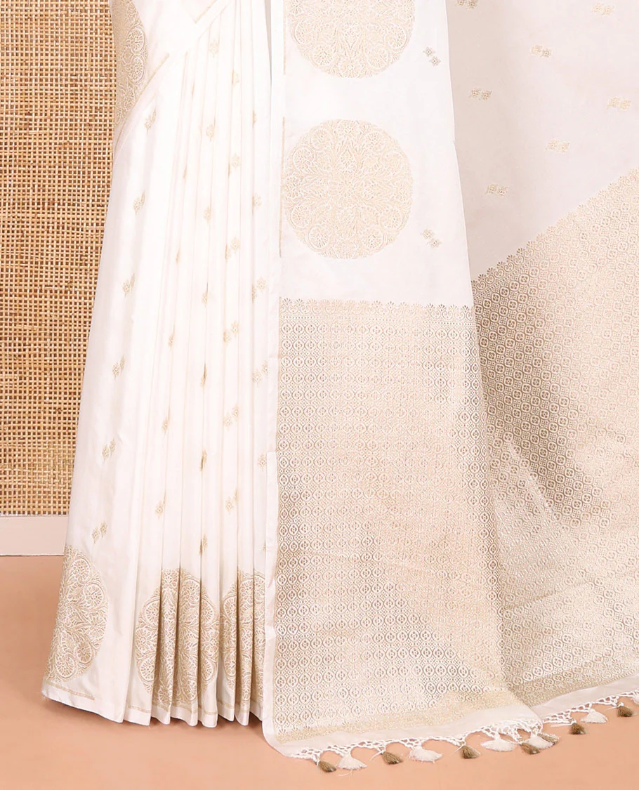 Borderless white zari buttas and chakram buttas mushru silk saree, ogee patterned pallu, and a matching blouse - Image 3