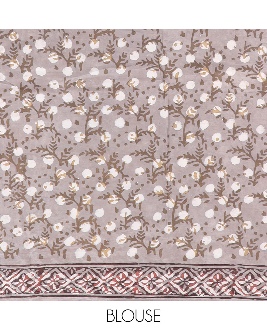 Brown floral design machine printed kalamkari cotton saree with contrast floral border & argyle design pallu - Image 3