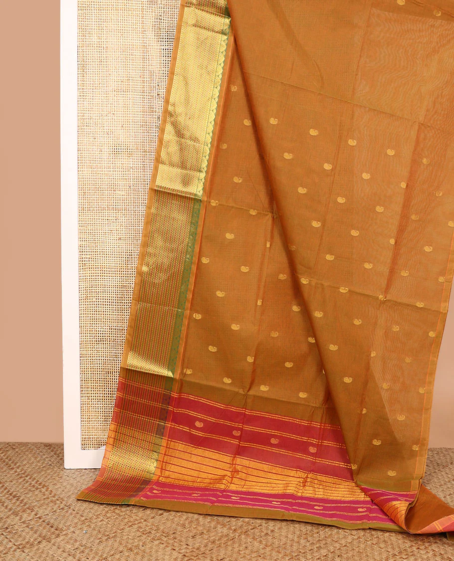 Brown zari paisley buttas Venkatagiri cotton saree, traditional zari border and zari striped pallu - Image 2