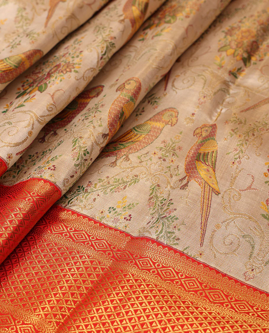 Cream-base flora-fauna Meenakari-jacquard Samudrika silk saree, contrast border of thilakam,muthu,kathir,diamond & ara madaam design & meenakari floral design pallu - Image 5