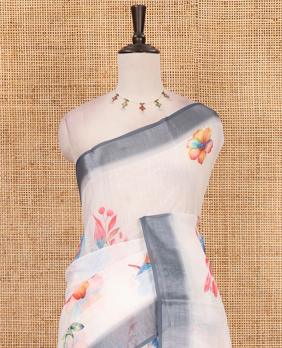 Cream-grey floral & sparrow printed linen saree, contrast zari border & floral motifs printed blouse - Image 3