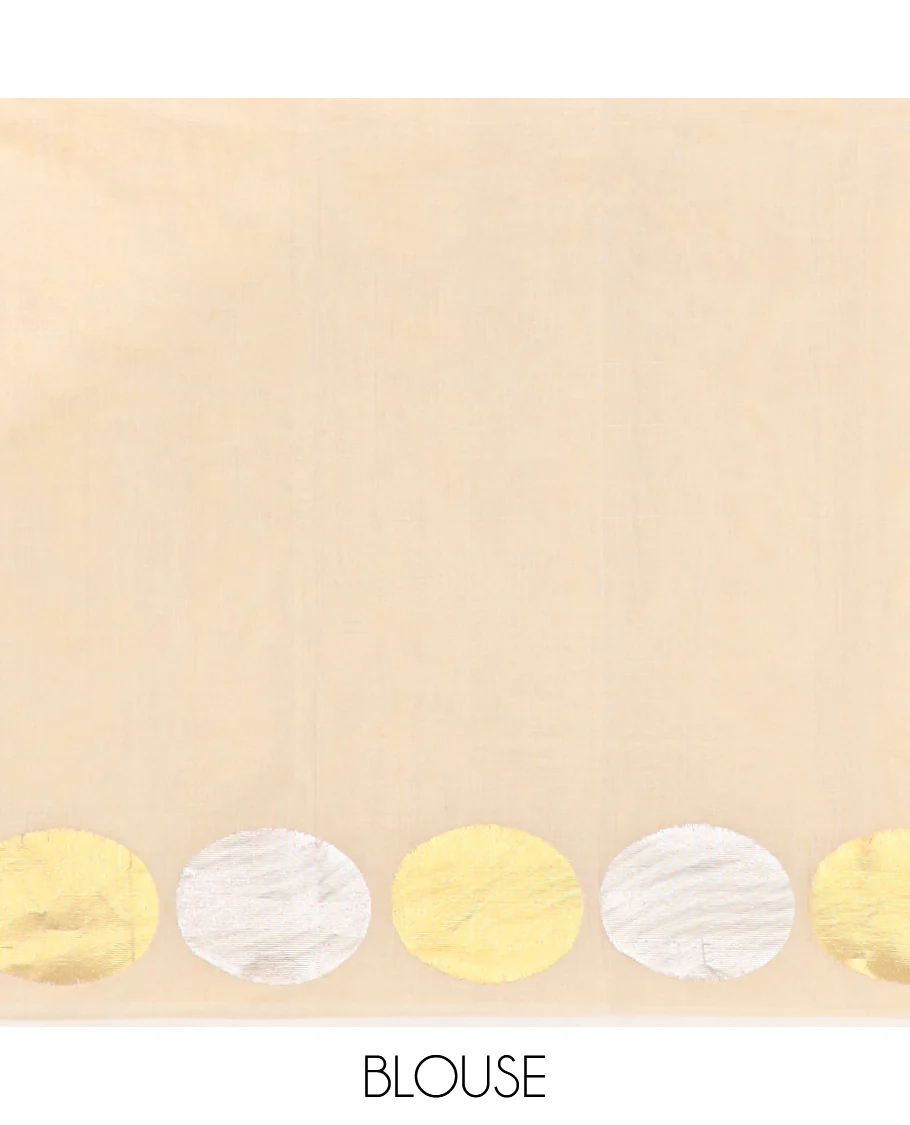 Cream kasavu saree with self geometric design border & struiped pallu - Image 6