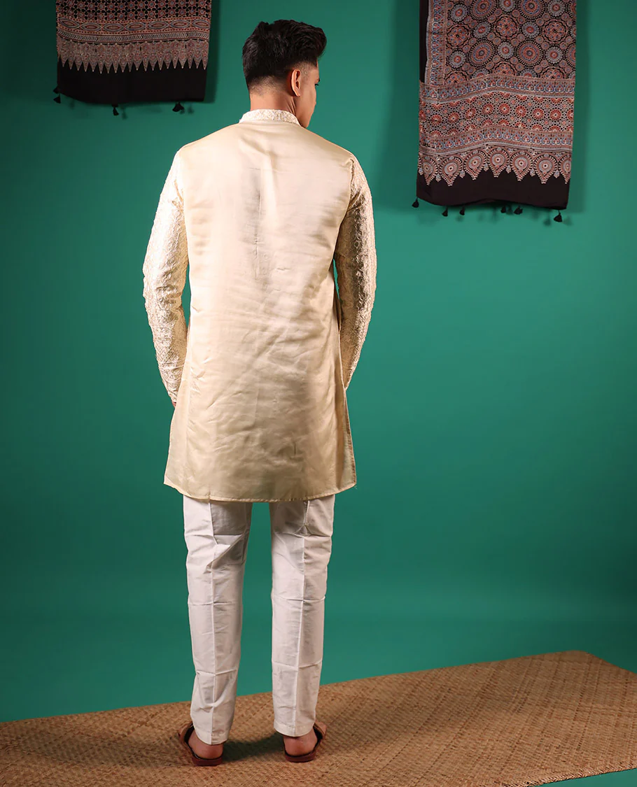 Cream Mughal style Arches thread embroidered full-sleeved men's kurta - Image 5