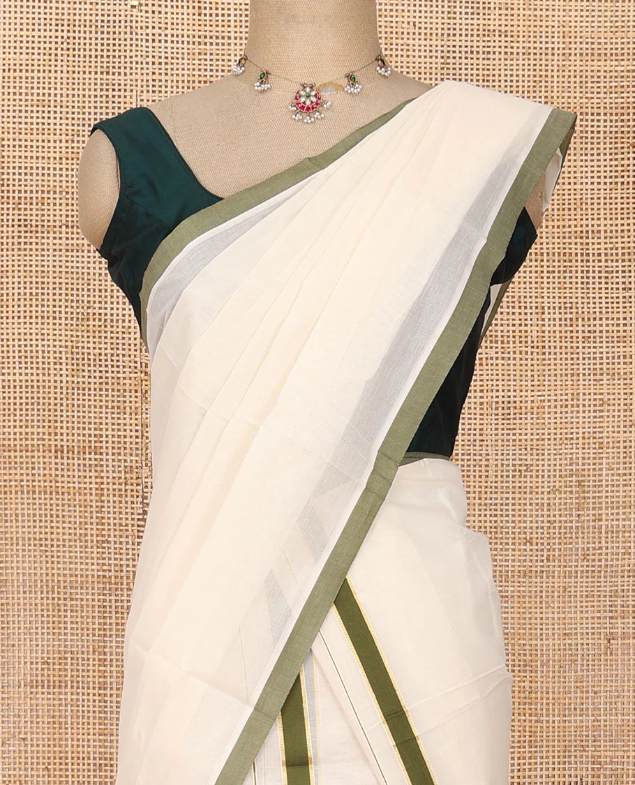 Cream plain Kerala mundu set with contrast olive green border - Image 2