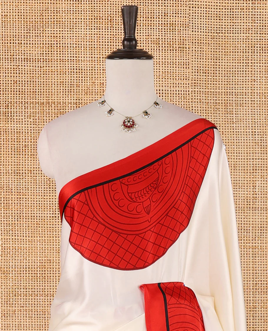 Cream printed semi-modal silk saree, contrast red border of kathakali motif enclosed semi-circle, kathakali printed pallu & printed blouse - Image 3