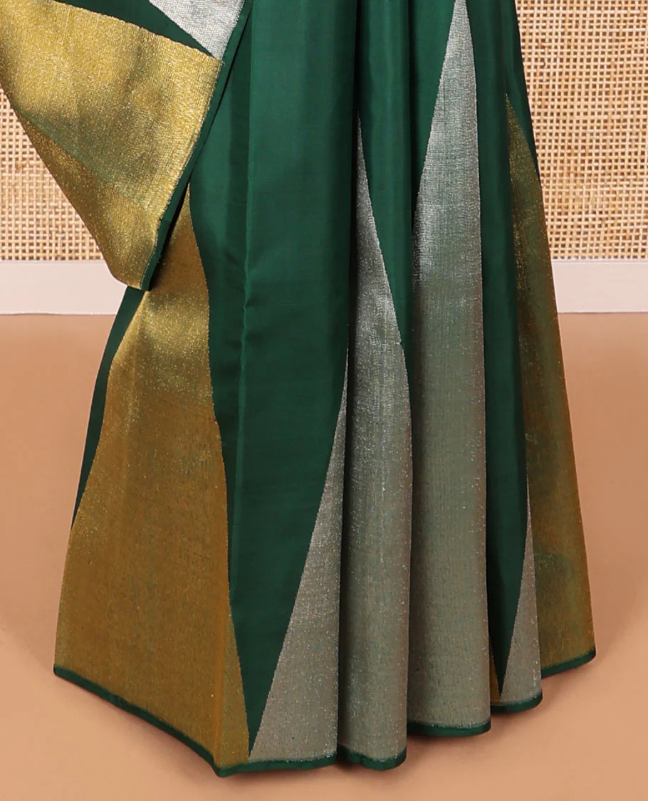 Dark green temple design kanchipuram designer silk saree with bhavanji design pallu - Image 5