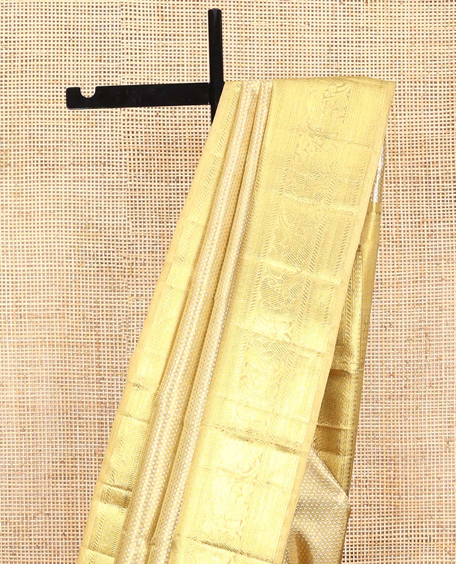 Gold jacquard Samudrika silk saree, zari border of thilakam mokku, banaras, muthu, diamond, and kodi visiry designs, and jaal pallu - Image 4