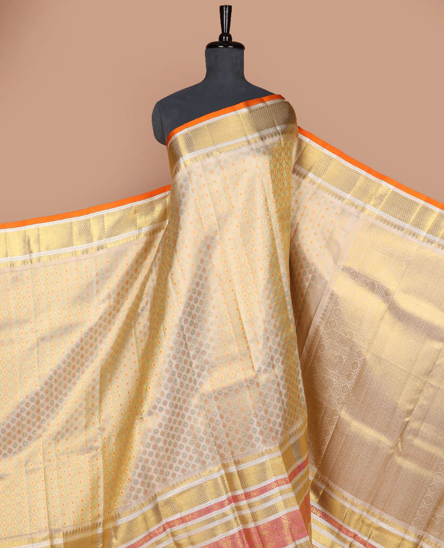 Gold meenakari zari buttas woven Samudrika silk saree, contrast zari border of Banaras, poun & mayil kann design & zari woven grand pallu - Image 3