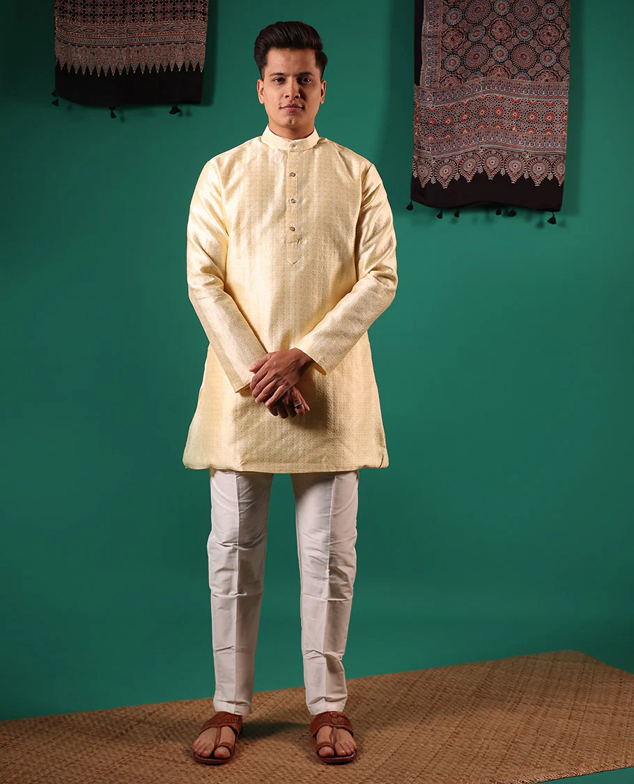 Gold unique patterns embossed full-sleeved men's kurta set - Image 2