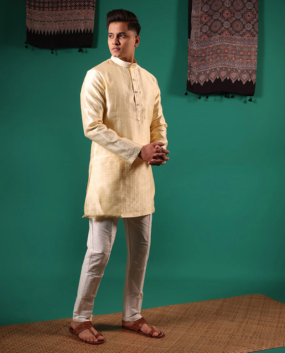 Gold unique patterns embossed full-sleeved men's kurta set - Image 3