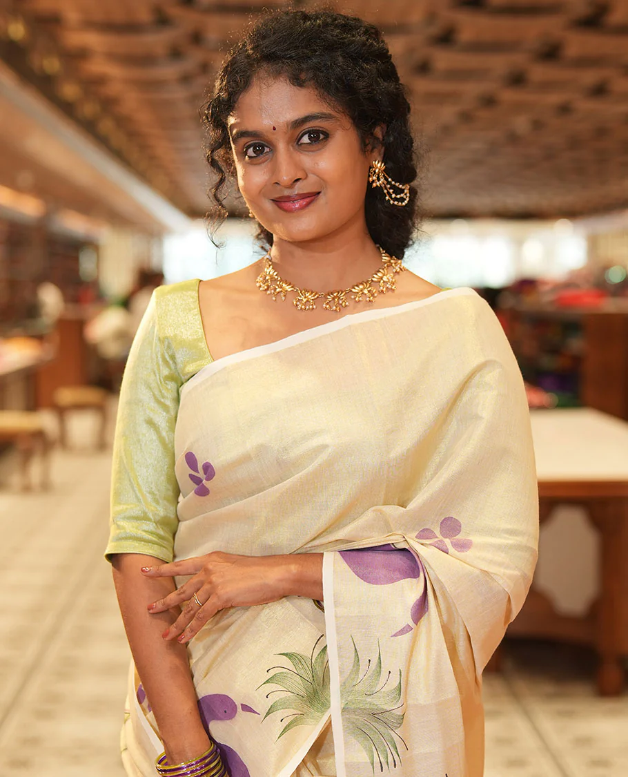 Gold-Violet Kerala Cotton Saree Subtly Sparked with Handblock-Printed Floral and Duck Motifs, Featuring a Self Pallu with Pond-Themed Handblock Prints, Paired with a Matching Plain Blouse - Image 4