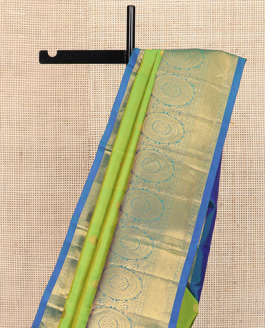 Green chakram buttas Kanchipuram silk saree, contrast border of muthu, rudraksham, poo chakram, and mayil kann designs, and chakram motifs pallu - Image 3