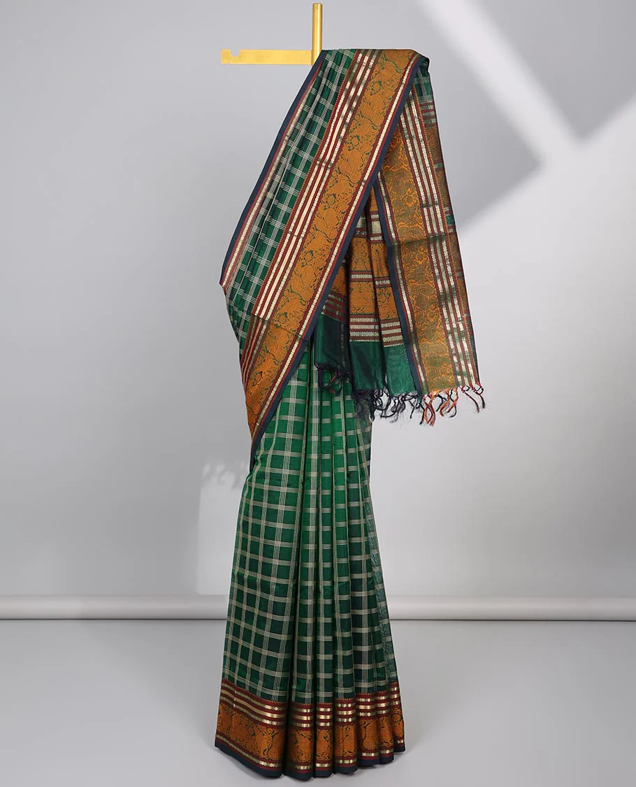 Green checked design cotton silk saree with contrast striped design border & intricate zari design pallu - Image 2