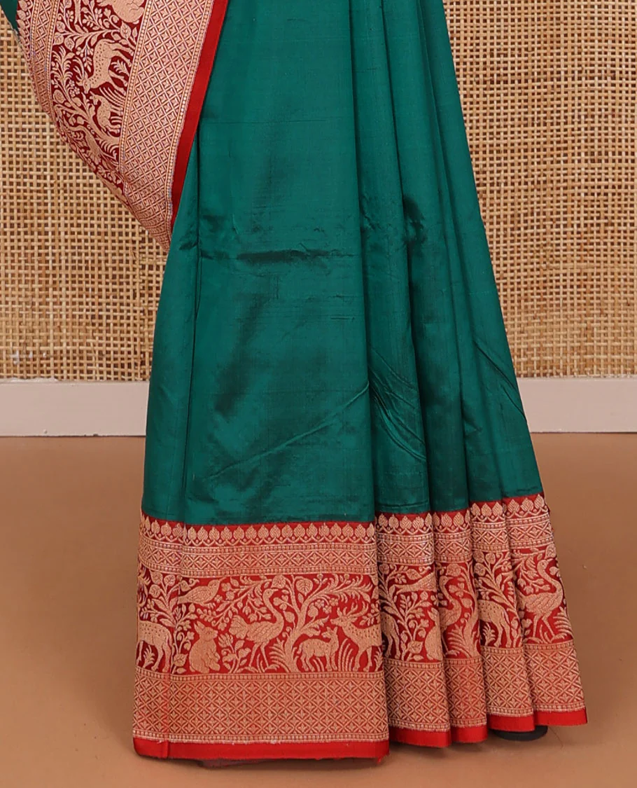 Green floral buttas katan silk saree, contrast traditional border of flora-fauna designs, and pallu of peacock, and derr motifs enclosed circles - Image 4