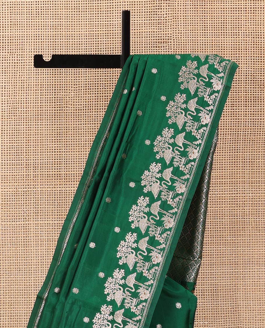 Green floral buttas raw mango silk saree, floral, and flamingos zari border, and jaal pallu - Image 4