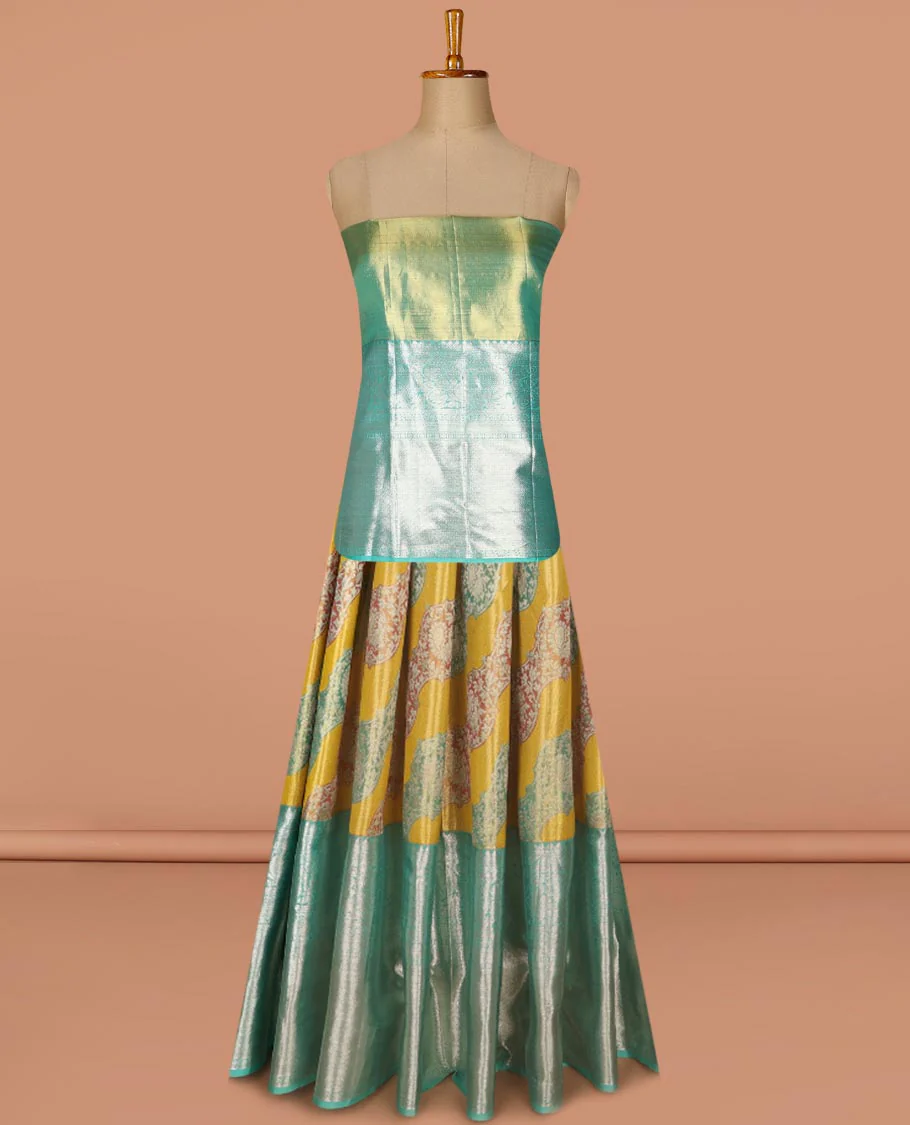 Green floral design pure silk half saree with contrast border of rekku, paun, muthu, banaras design, zari design blouse & floral design dhavani - Image 3