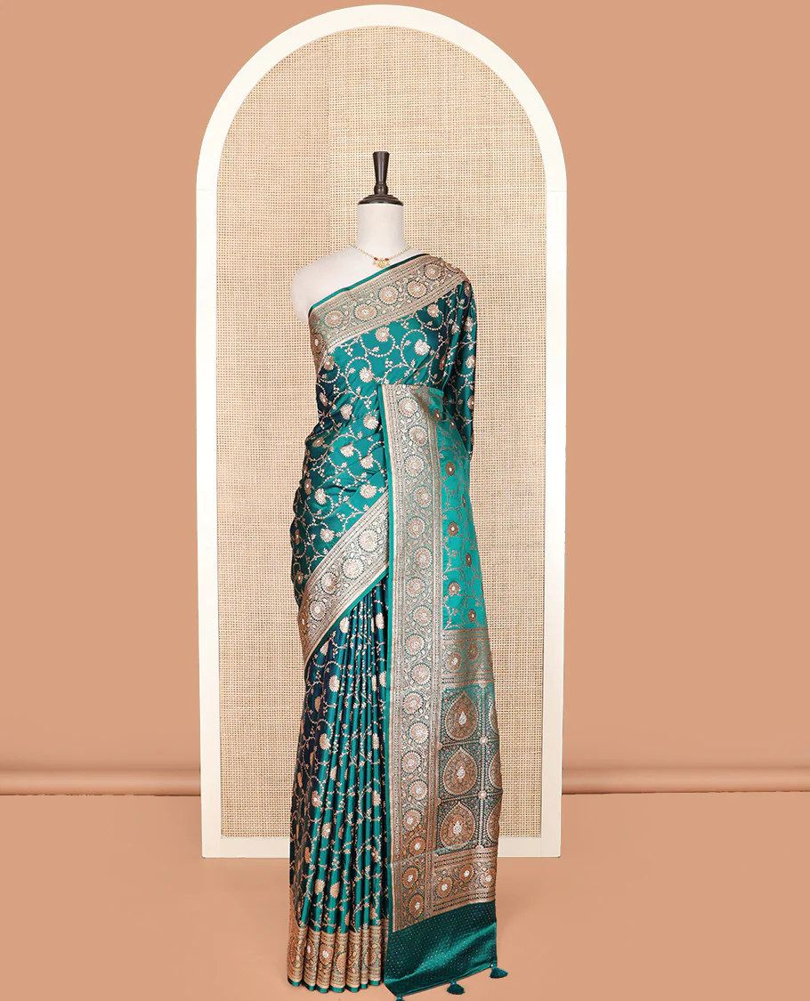 Green floral jaal jacquard banarasi silk saree, floral creeper stone border, and thilakam butta enclosed checked pallu - Image 3