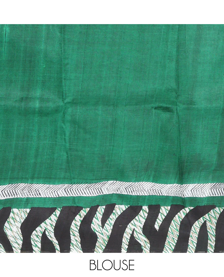 Green floral motifs printed sarees with zebra-skin texture print and chevron print - Image 4