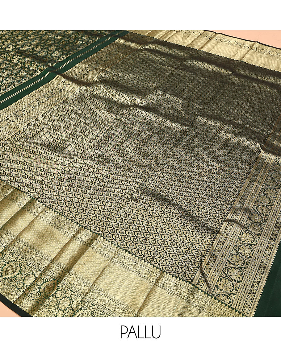 Green jacquard kanchipuram silk saree, zari border of thilakam, greek key, and kodi visiry designs, and intricate pallu - Image 5