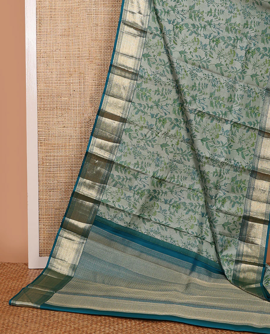 Green leaf printed Parampara silk saree, contrast border of thilakam mokku, muthu, diamond, and vanki designs, and jaal pallu - Image 3