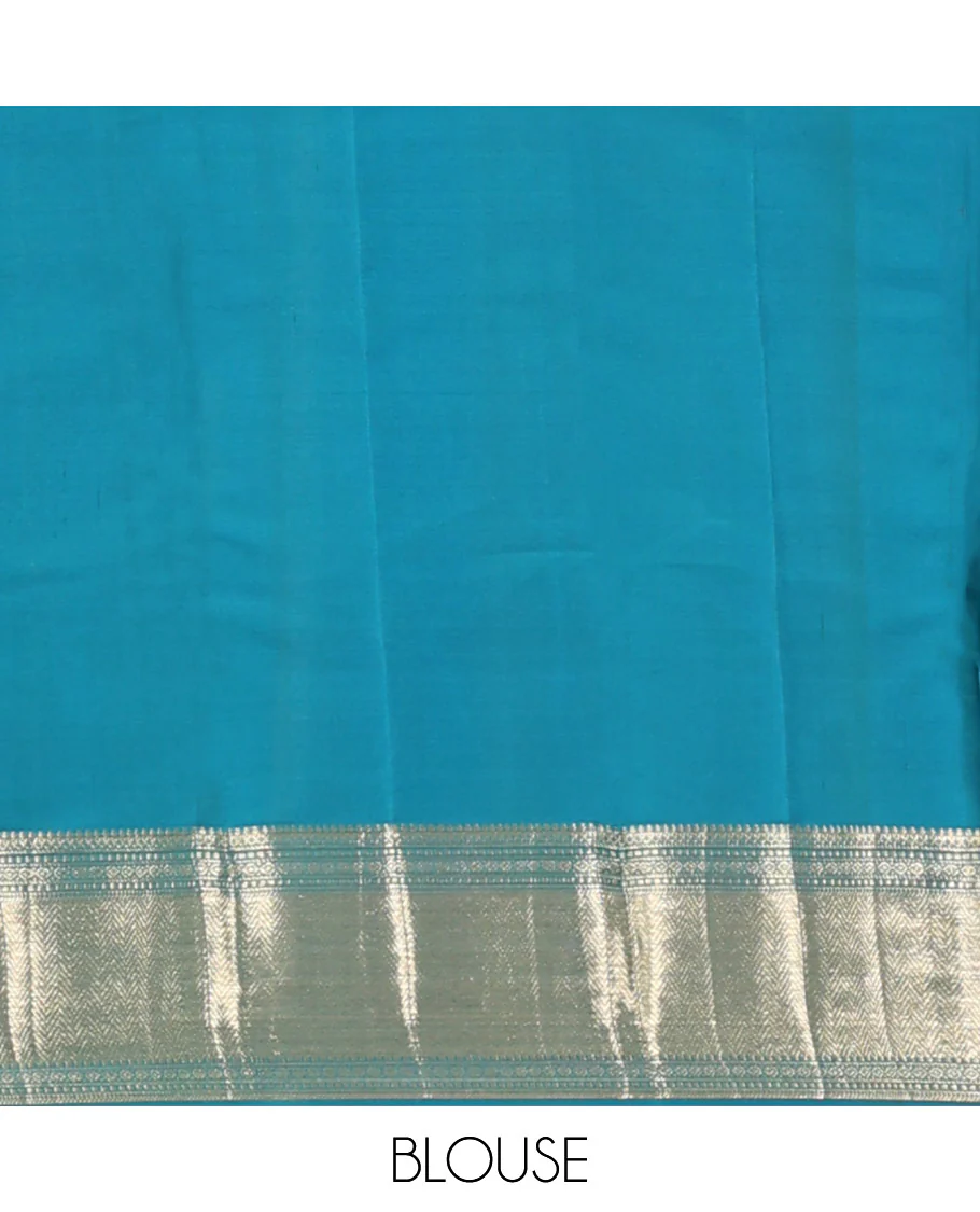 Green leaf printed Parampara silk saree, contrast border of thilakam mokku, muthu, diamond, and vanki designs, and jaal pallu - Image 6