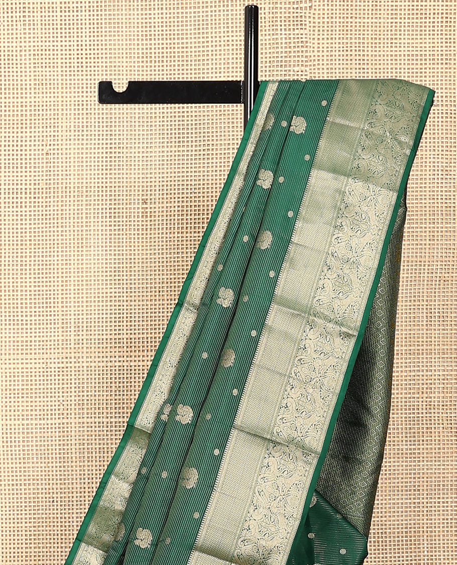 Green mayil and chakra buttas Vasundhara silk saree, zari border of rekku, rettai neli, mayil kann, yaali and mayil designs, and jaal pallu - Image 3