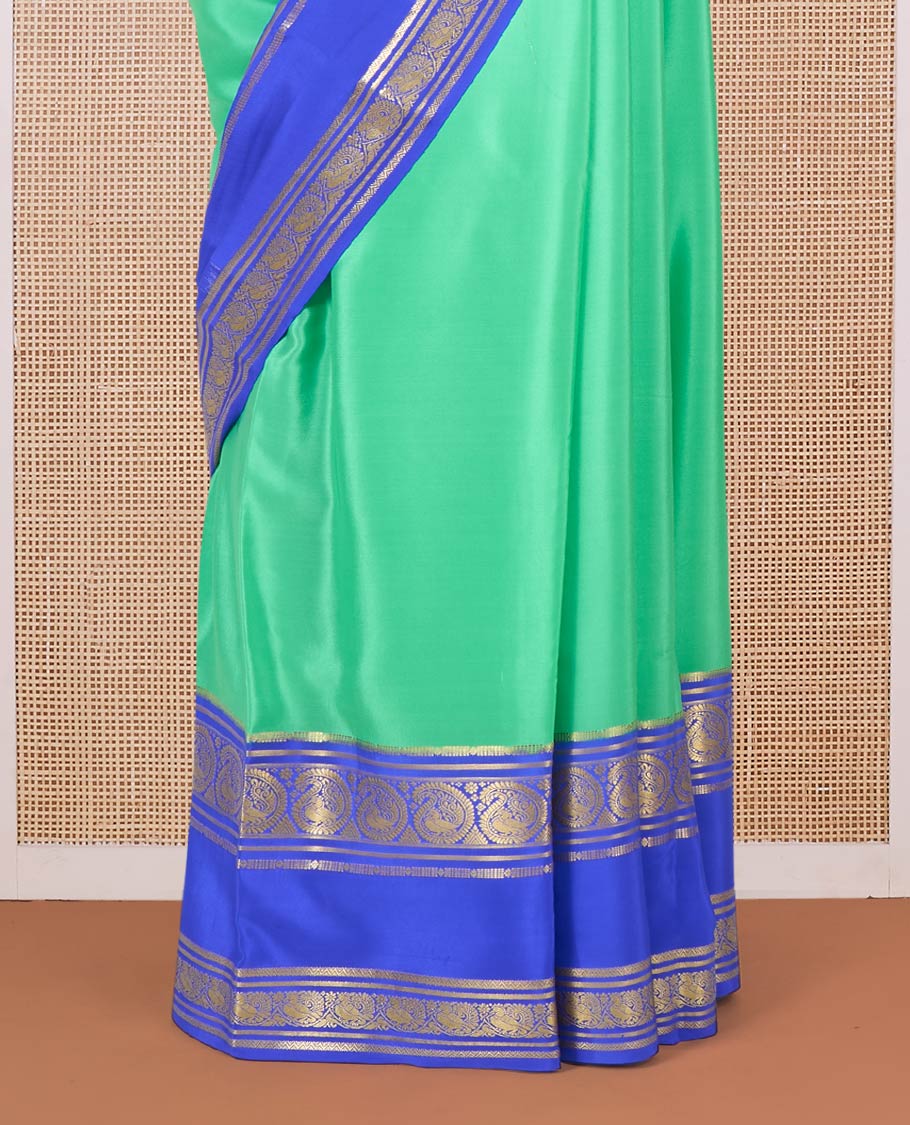Green plain design Mysore silk saree, contrast rettai pettu traditional zari border, and zari striped pallu - Image 4