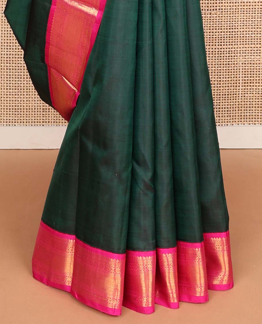 Green plain Kanchipuram korvai silk saree, contrast neer korvai border of thilakam mokku, banaras, muthu, and laddu kamalam, and jaal pallu - Image 5