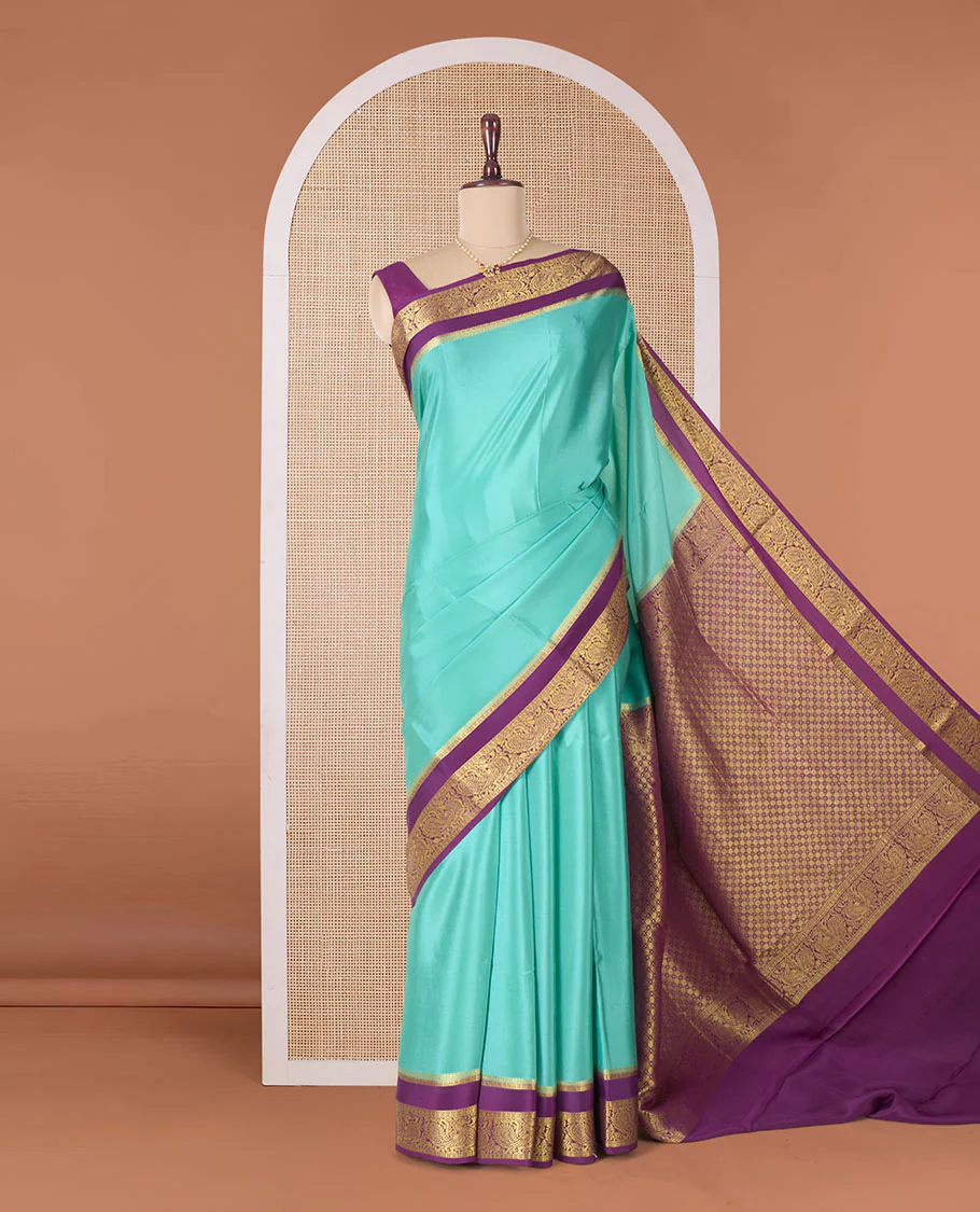 Green plain Mysore silk saree, contrast traditional zari rettai pettu border, and pallu of jaal design - Image 2