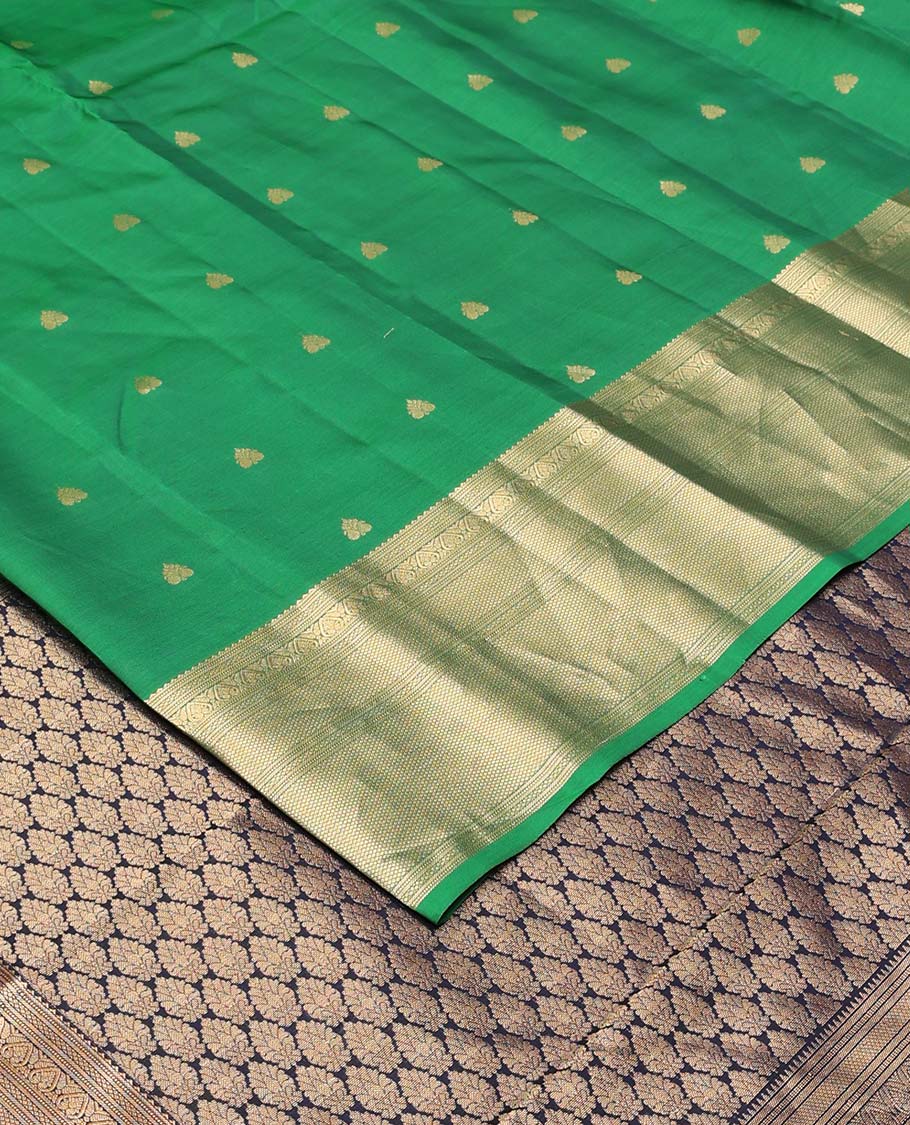 Green rettai manga buttas Vasundhara Lite Silk Mix Saree, traditional design zari border, and contrast intricate pallu - Image 2