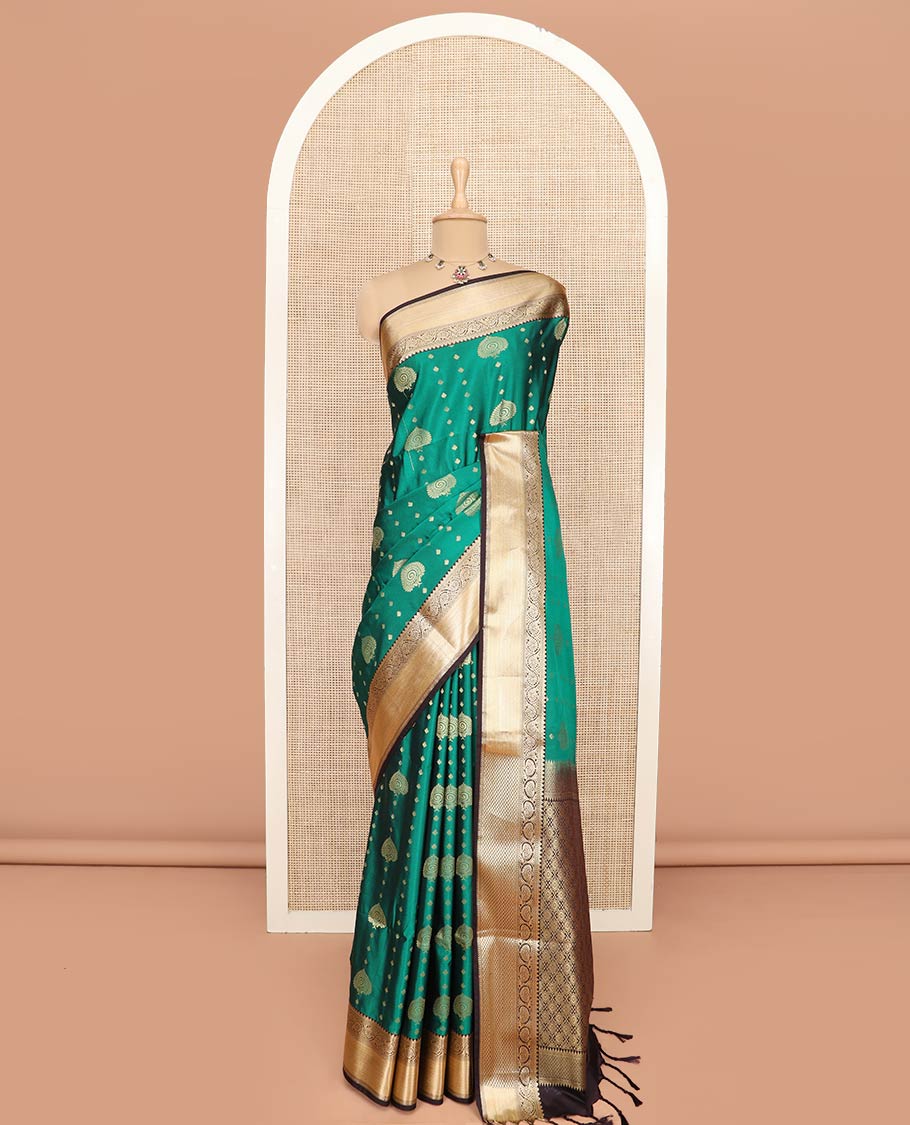 Green Semi-Soft Silk Saree Gleamed Up with Zari Buttas, Complemented by Contrast Traditional Zari Border Featuring Floral Creeper Designs, Richly Detailed Pallu of Jaal Designs, and Paired with a Contrast Blouse - Image 3