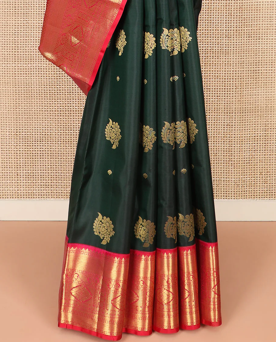 Green Vasundhara Silk Saree Decorated with Zari Buttas, Complemented by a Contrast Border of Rekku, Mayil Kann, Cross Kamalam, Laddu Kamalam, Rudraksham, Rettai Neli, Muthu, and Mayil Kann, Grandly Woven Jaal Pallu, and Paired with a Contrast Blouse - Image 4