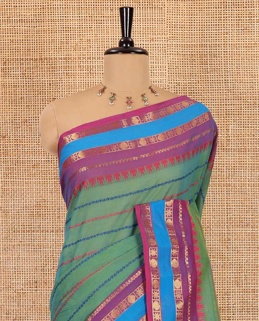 Green velthari design chettinad cotton saree , Contrast gold zari and thread weaving border , lining pallu - Image 3