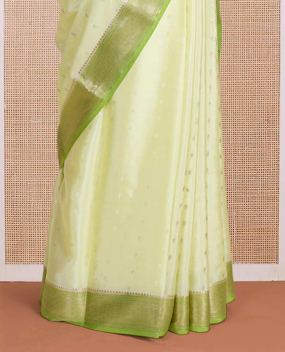 Green zari buttas & corner paisley buttas Mysore silk saree,contrast traditional zari border & paisley butta enclosed checked pallu - Image 4