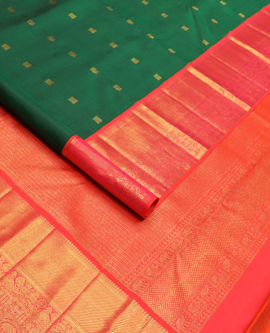 Green zari buttas Kanchipuram silk saree, contrast border of thilakam mokku, banaras, muthu, and mayil designs, and pallu of neli designs - Image 2