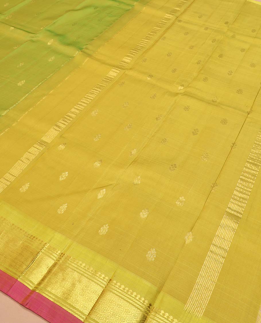 Green zari buttas Kanchipuram silk saree, contrast one-sided border of paneer sombu, banaras, and jaal designs, and zari design pallu - Image 5