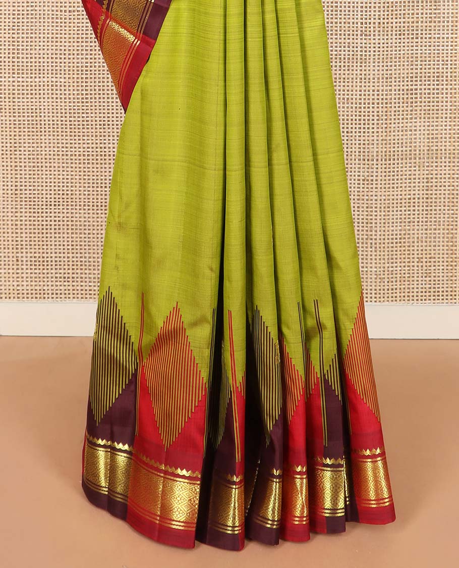 Green zari buttas Kanchipuram silk saree, contrast one-sided thazampoo rekku border of thilakam mokku, and jaal designs, and zari design pallu - Image 4