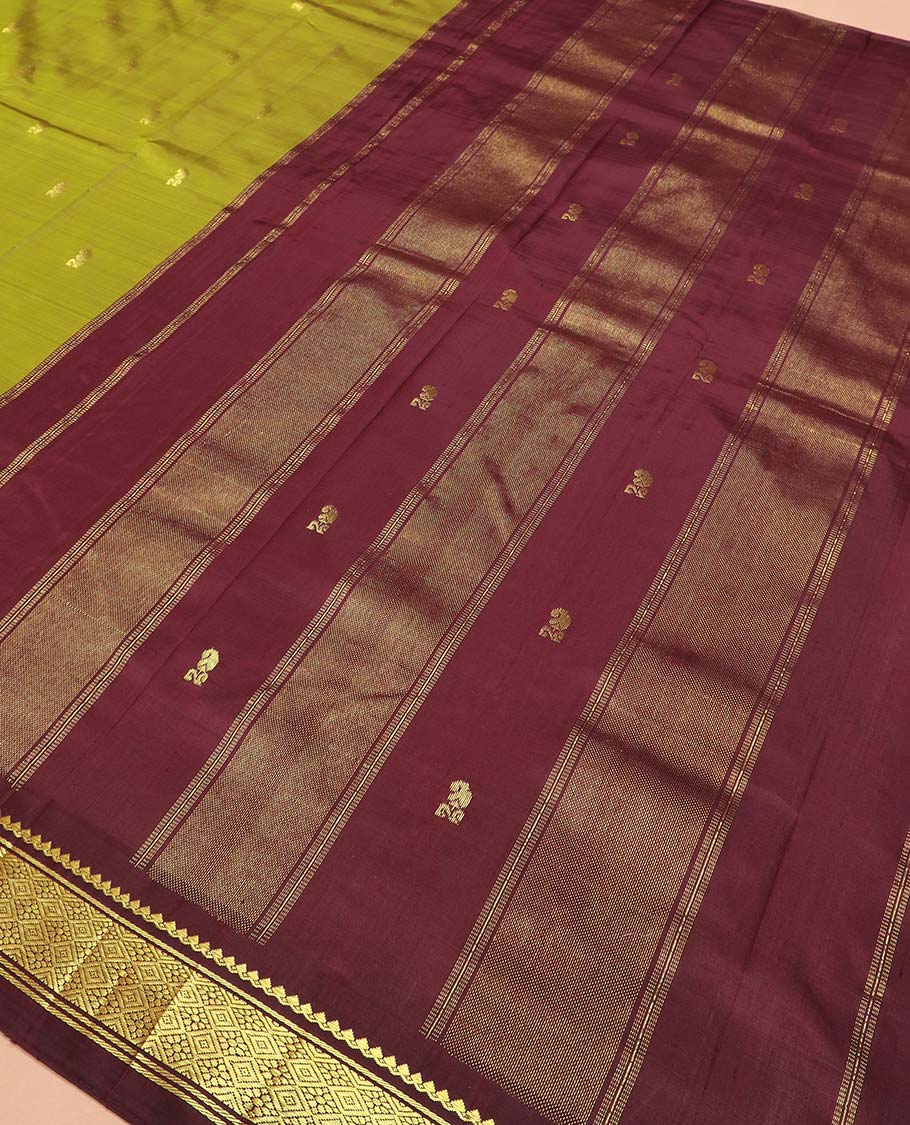 Green zari buttas Kanchipuram silk saree, contrast one-sided thazampoo rekku border of thilakam mokku, and jaal designs, and zari design pallu - Image 5