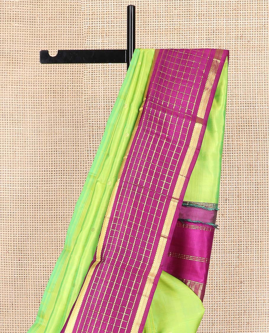 Green zari buttas Kanchipuram silk saree, contrast thazampoo rekku one-sided border of muthu, and muthu kattam designs, and pallu of pillaiyar mokku designs - Image 3