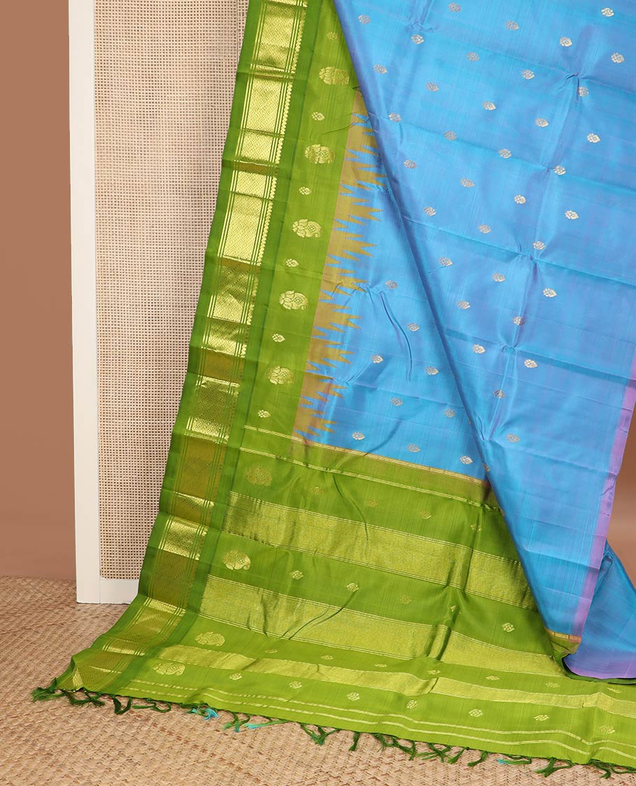 Green zari buttas kanchipuram silk saree, contrast thazampoo rekku one-sided zari border of salngai,banaras, & lavangam & zari design pallu - Image 3