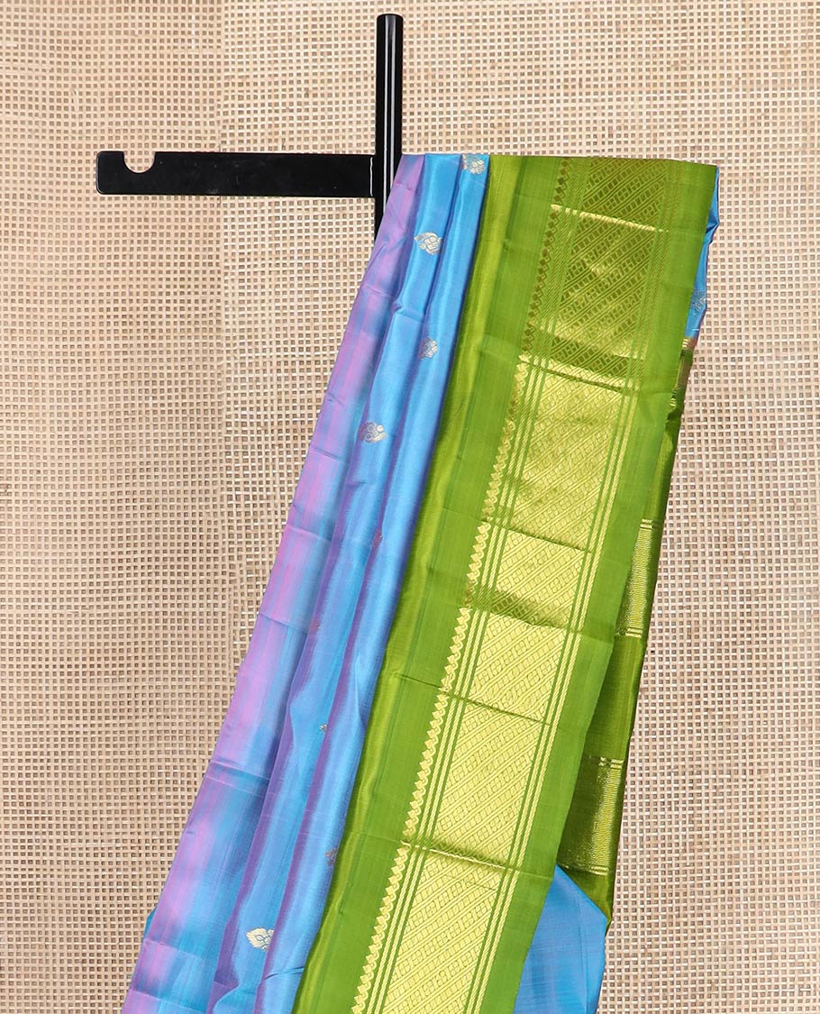 Green zari buttas kanchipuram silk saree, contrast thazampoo rekku one-sided zari border of salngai,banaras, & lavangam & zari design pallu - Image 4